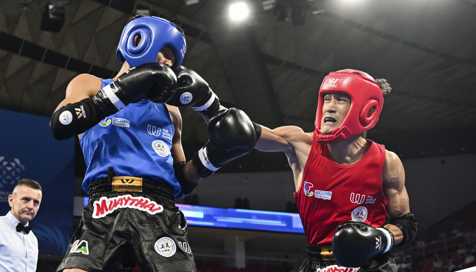 比赛中, img 比赛中, img