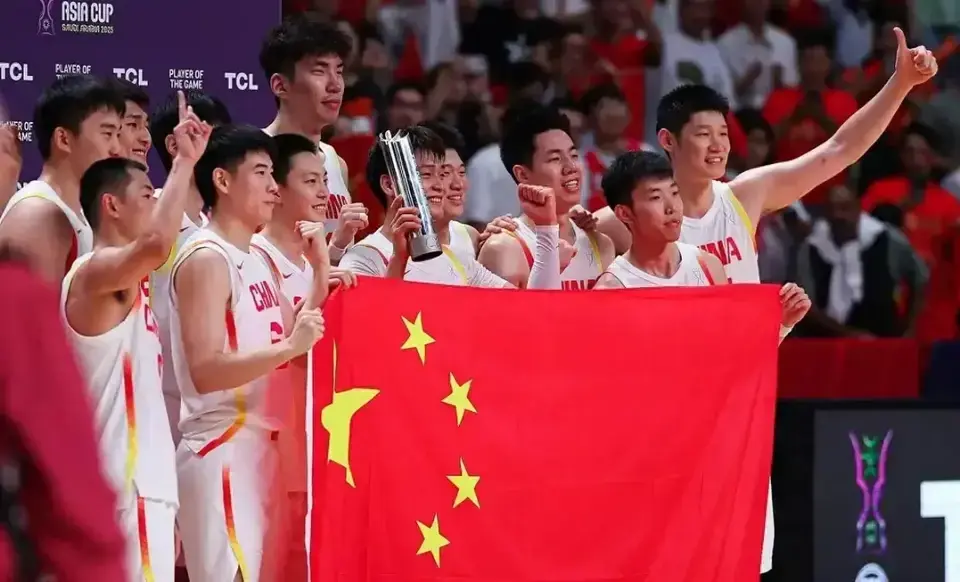 乎成为隐形, 杯最大发现