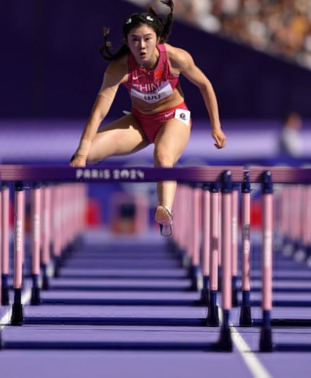 的过去, 米预赛, 格赛的比拼