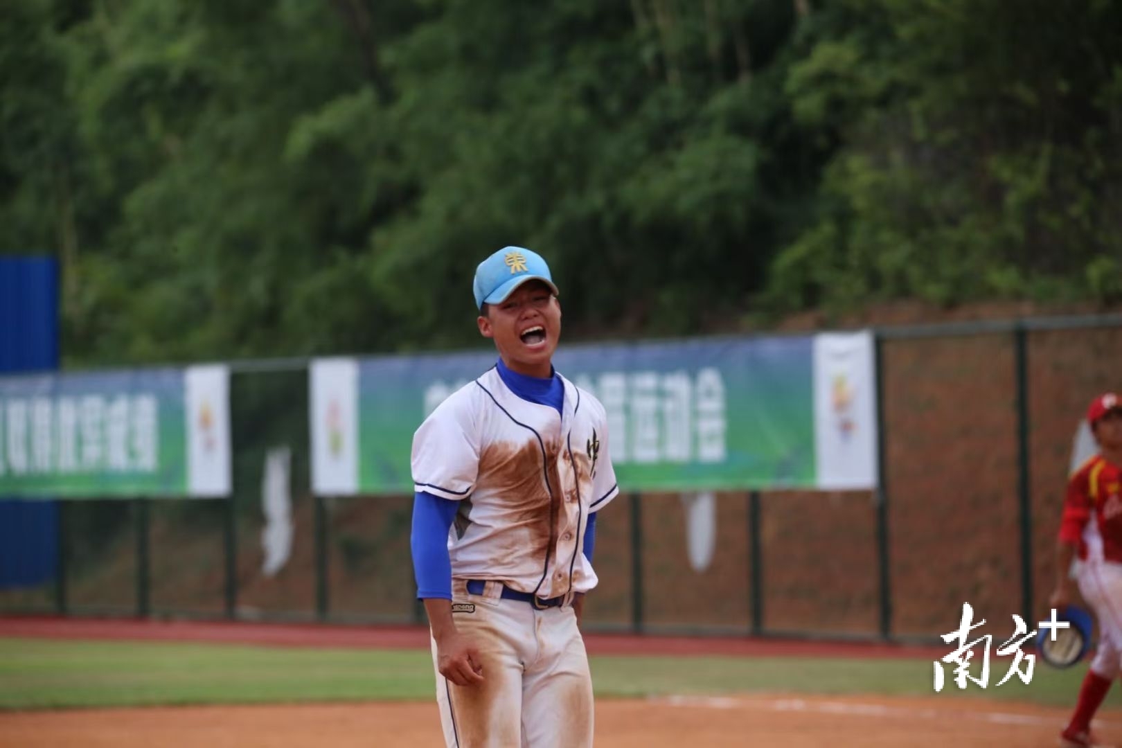 效力于北京 效力于北京